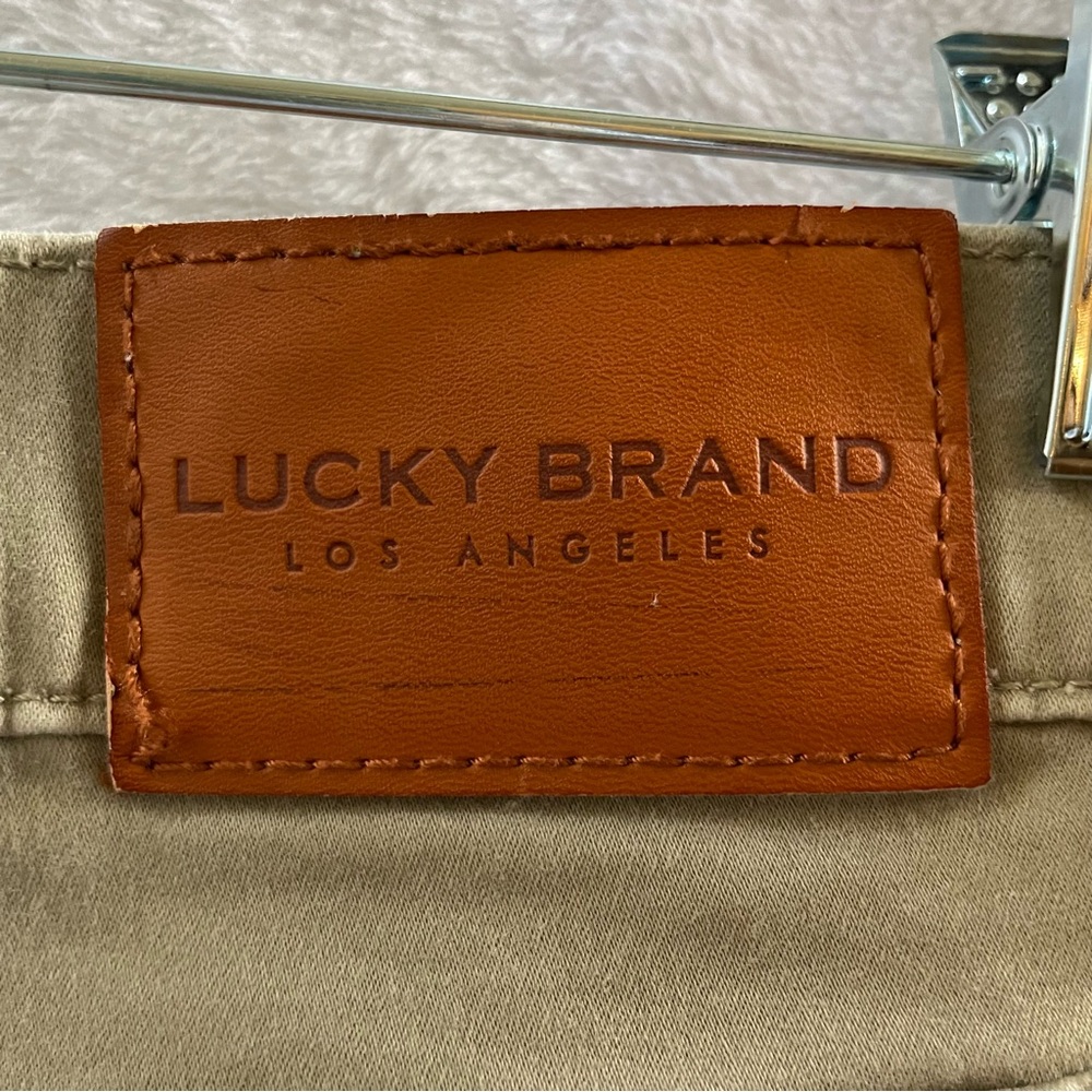 Lucky‎ Brand Men’s Jeans Size 33 x 32 121 Slim Straight Leg EUC